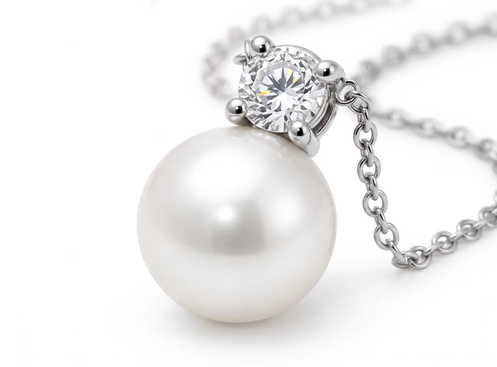 Pearl Dew Necklace