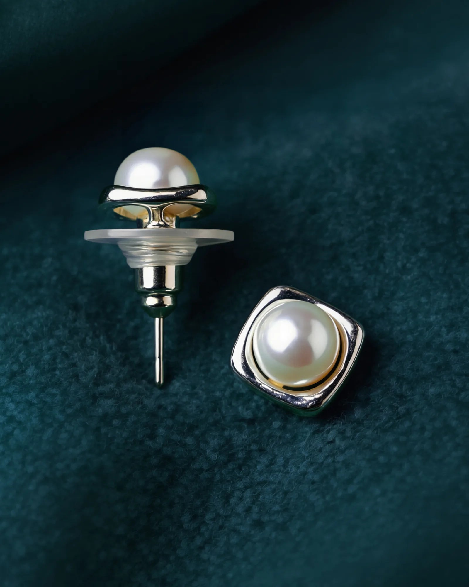 Luna Pearl Studs