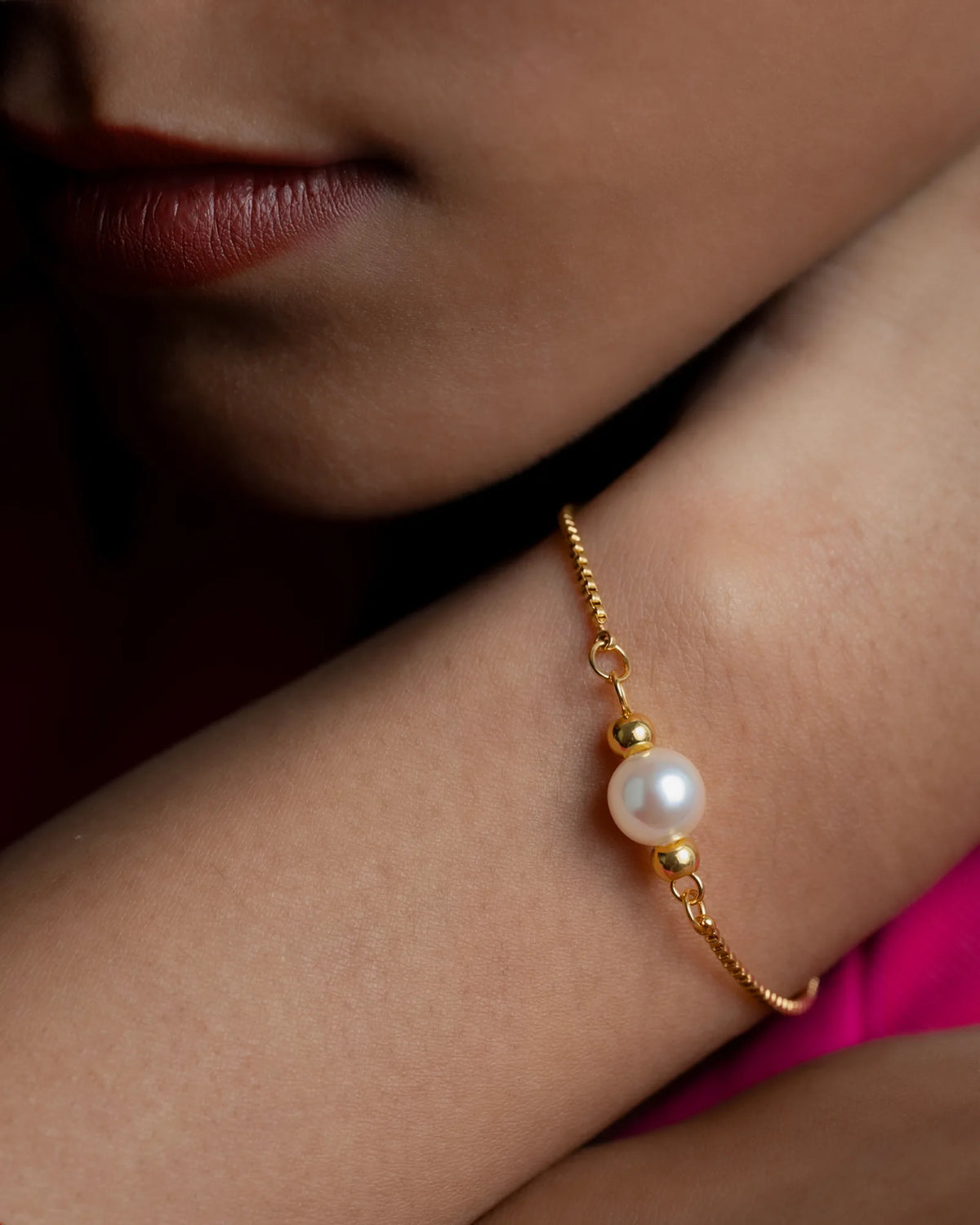 Luna Pearl Bracelet